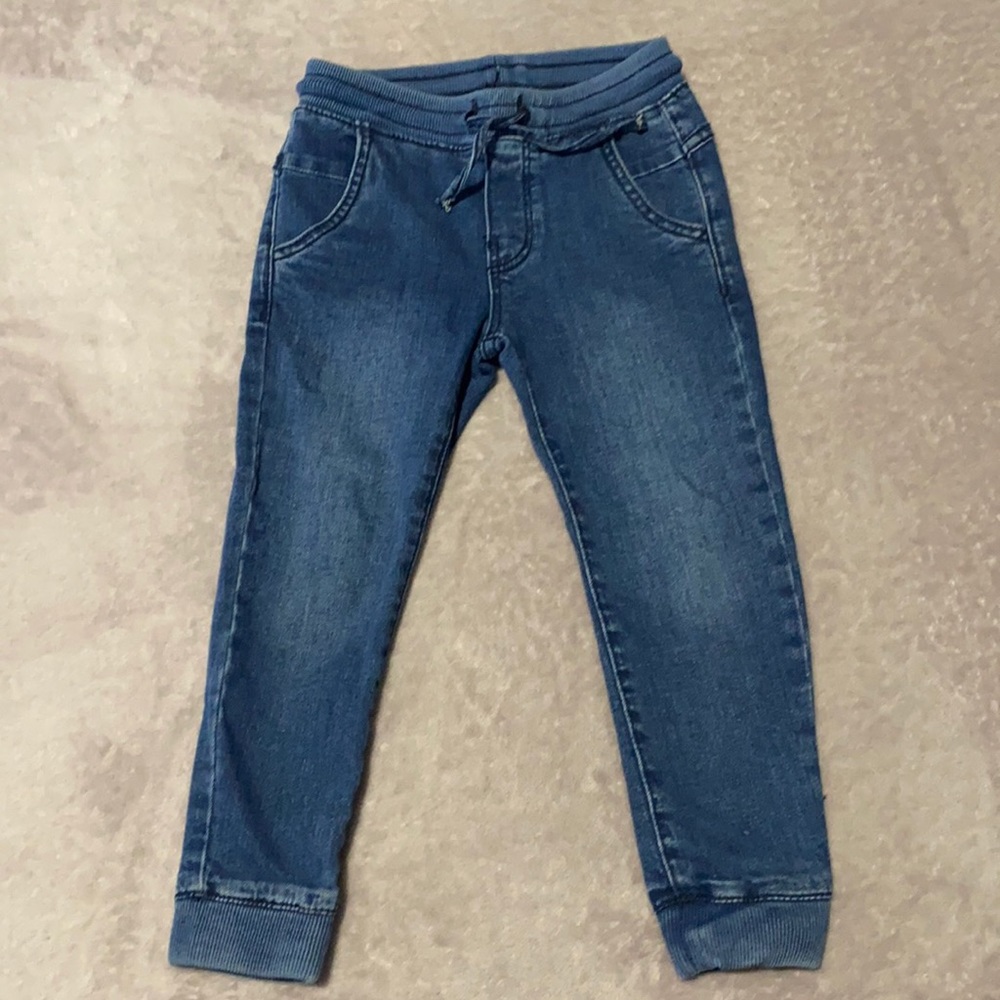 Zara kids jeans joggers Size 5